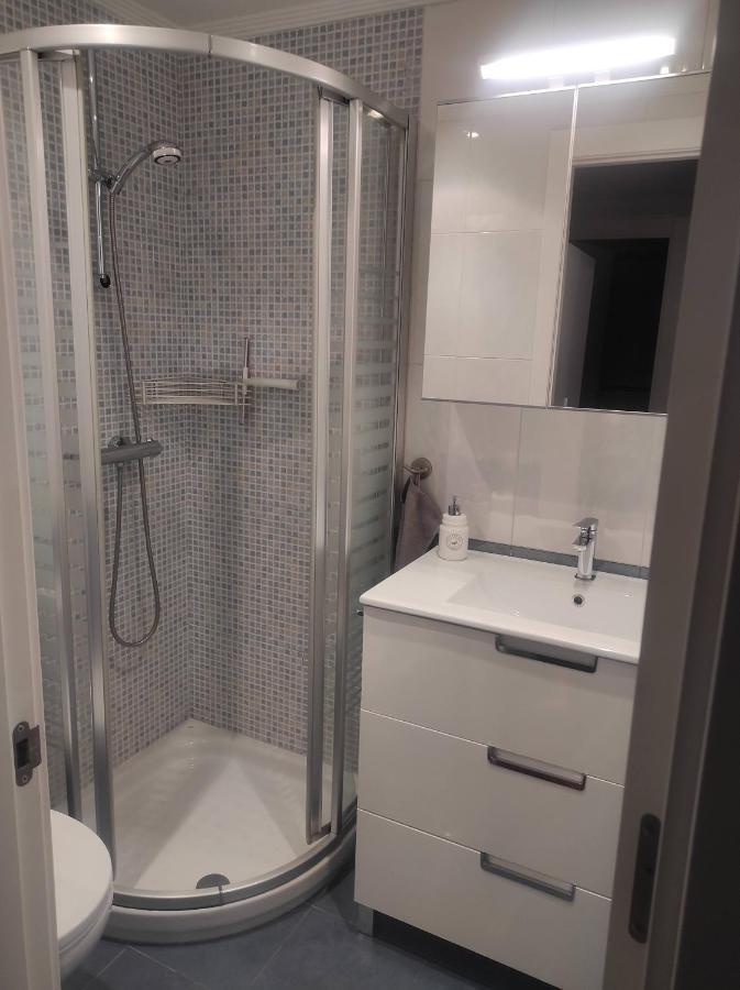 Апартаменты Habitacion Centro Bano Privado Piso Compartido Овьедо Экстерьер фото